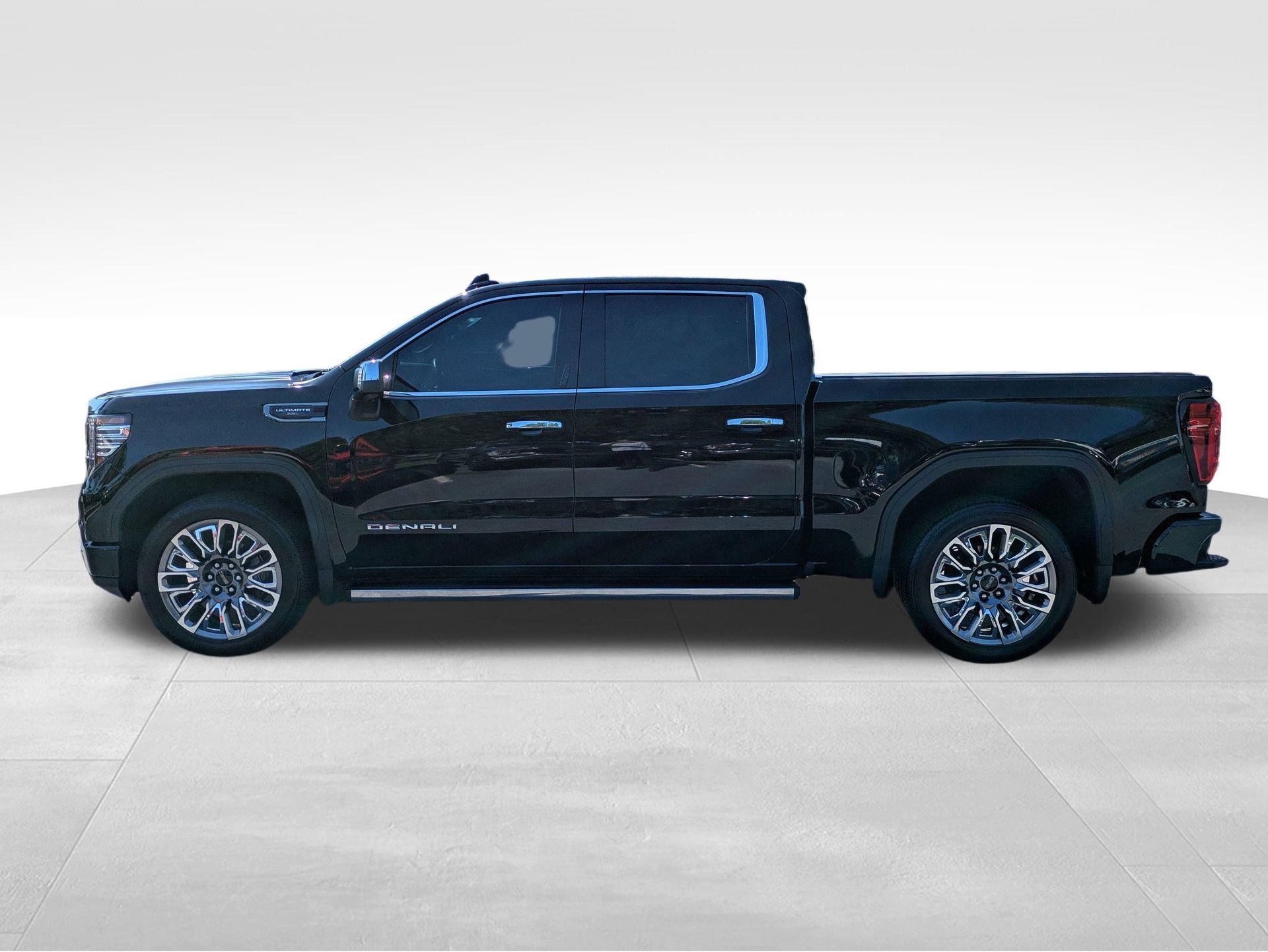 Used 2023 GMC Sierra 1500 Denali Ultimate AWD/4WD image 9