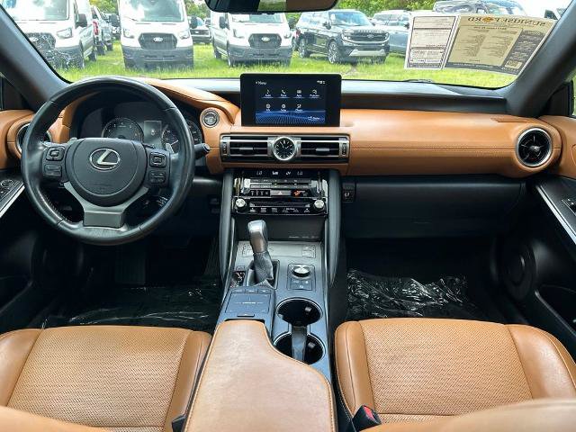 Used 2022 Lexus IS 300 w/ Premium Package RWD image 10