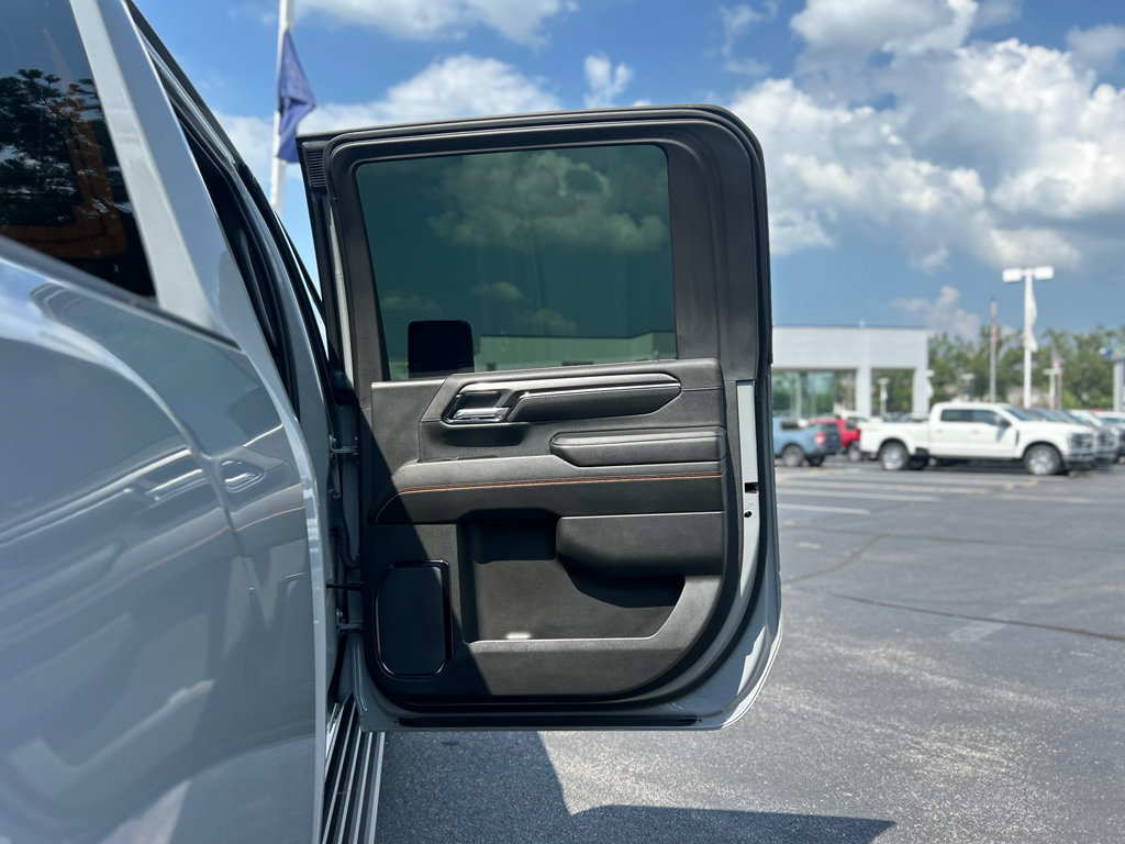 Used 2024 GMC Sierra 2500 AT4 w/ AT4 Premium Plus Package AWD/4WD image 24