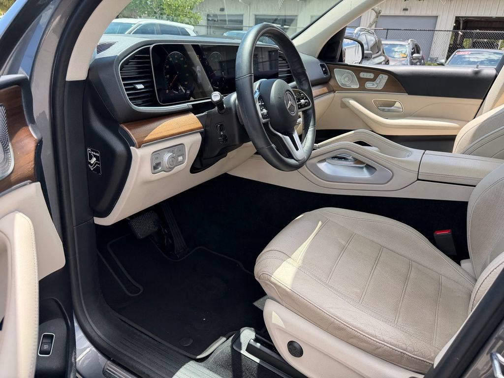 Used 2023 Mercedes-Benz GLE 350 4MATIC image 11