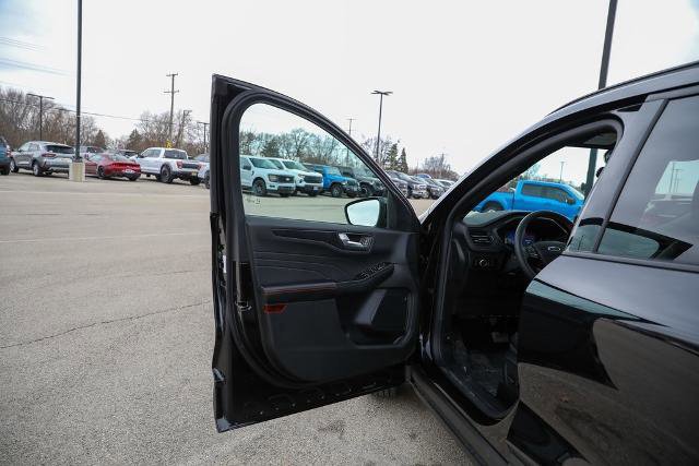 Certified 2025 Ford Escape ST-Line Elite w/ Tech Pack #1 image 16