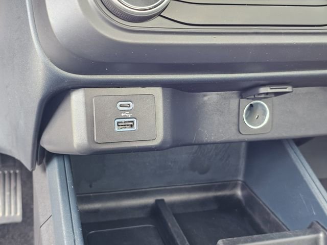 Certified 2024 Ford Maverick XL image 20