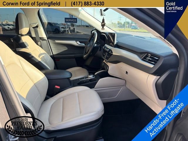 Certified 2022 Ford Escape SEL w/ Technology Package FWD image 12