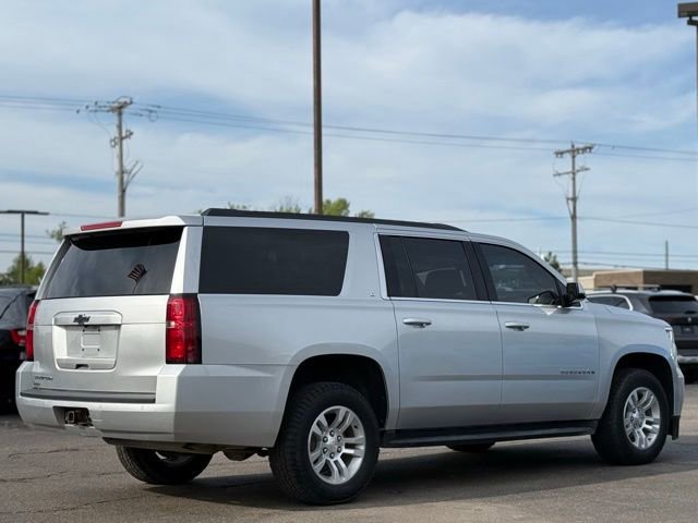 Used 2020 Chevrolet Suburban LT AWD/4WD image 40