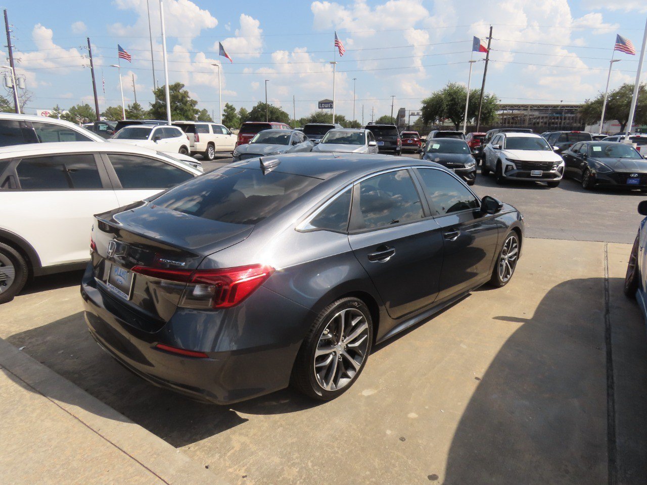 Used 2023 Honda Civic Touring image 10