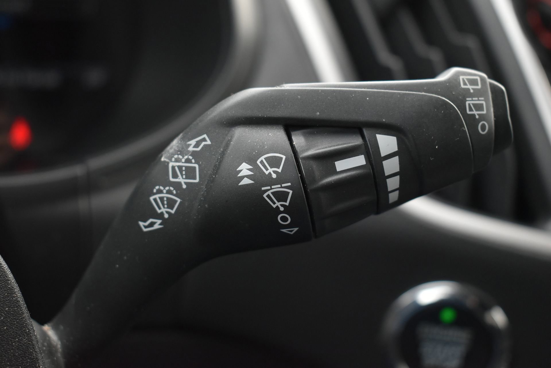 Certified 2022 Ford Edge ST-Line image 25