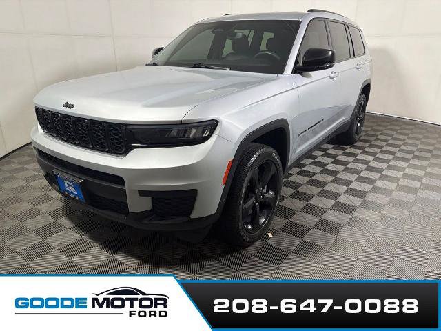 Used 2023 Jeep Grand Cherokee L Laredo AWD/4WD image 4