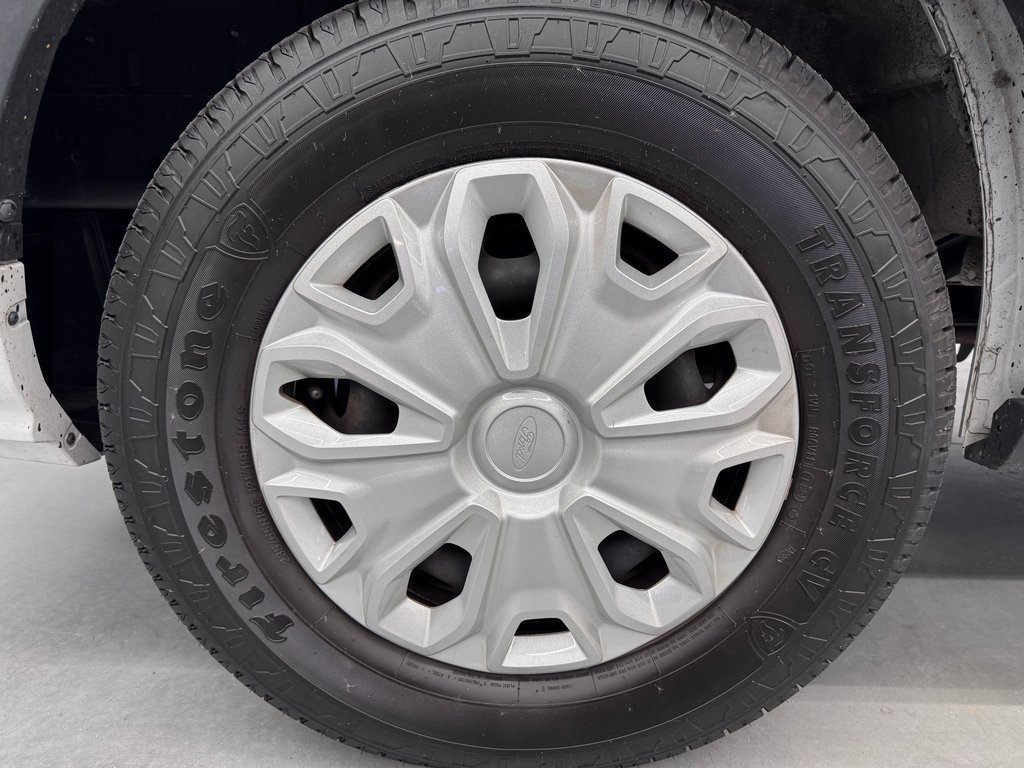 Certified 2022 Ford Transit 350 XLT image 9