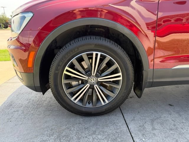 Used 2019 Volkswagen Tiguan SEL FWD image 4