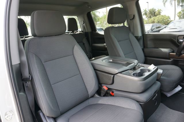 Used 2021 Chevrolet Silverado 1500 RST w/ Z71 Off-Road Package AWD/4WD image 2