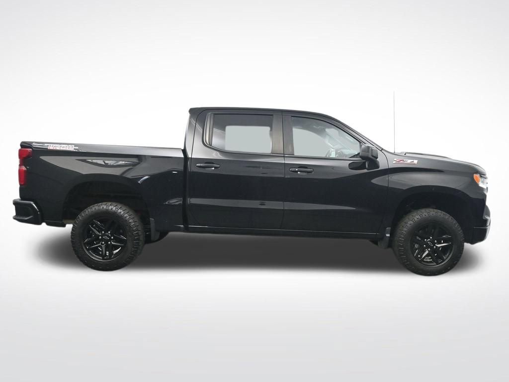 Used 2022 Chevrolet Silverado 1500 LT Trail Boss AWD/4WD image 4