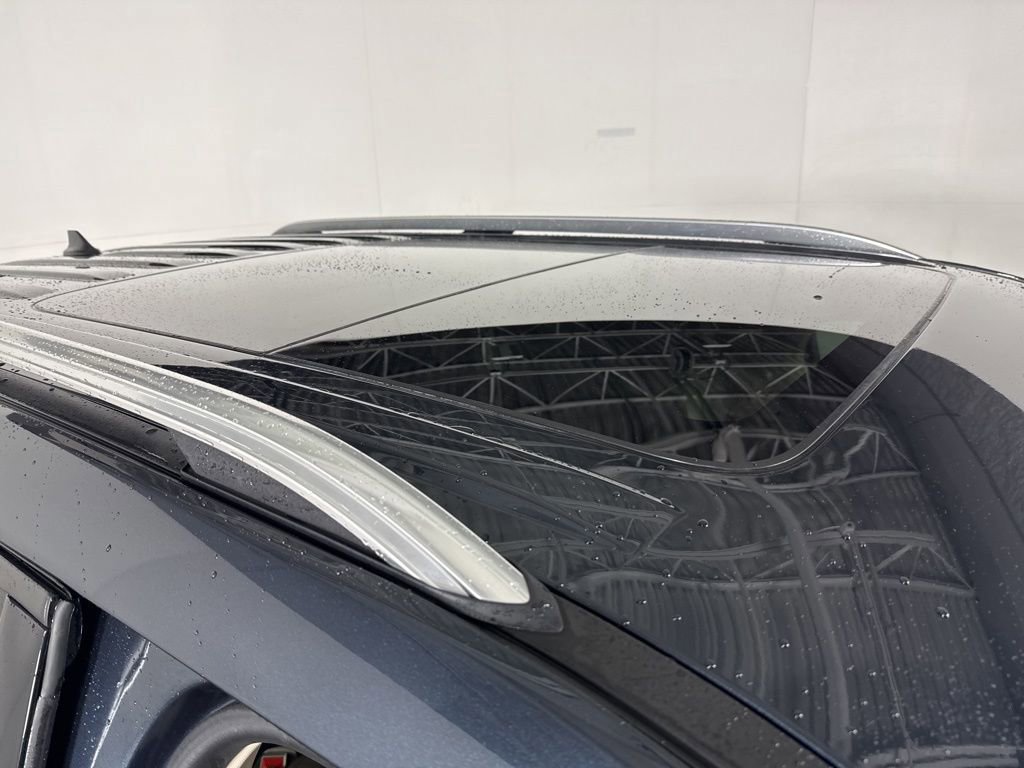 Certified 2023 Ford Explorer Limited w/ Equipment Group 301A AWD/4WD image 11