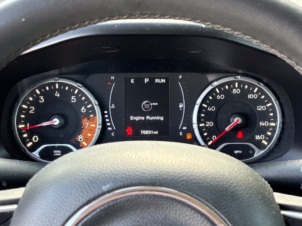 Used 2018 Jeep Renegade Latitude FWD image 44