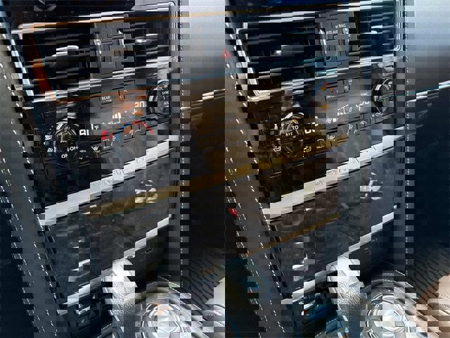 Used 2024 Nissan Armada Platinum w/ Captain's Chairs Package image 35