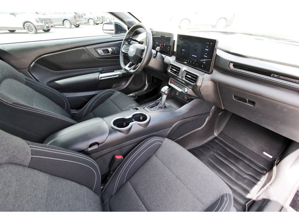 Certified 2024 Ford Mustang Coupe image 23