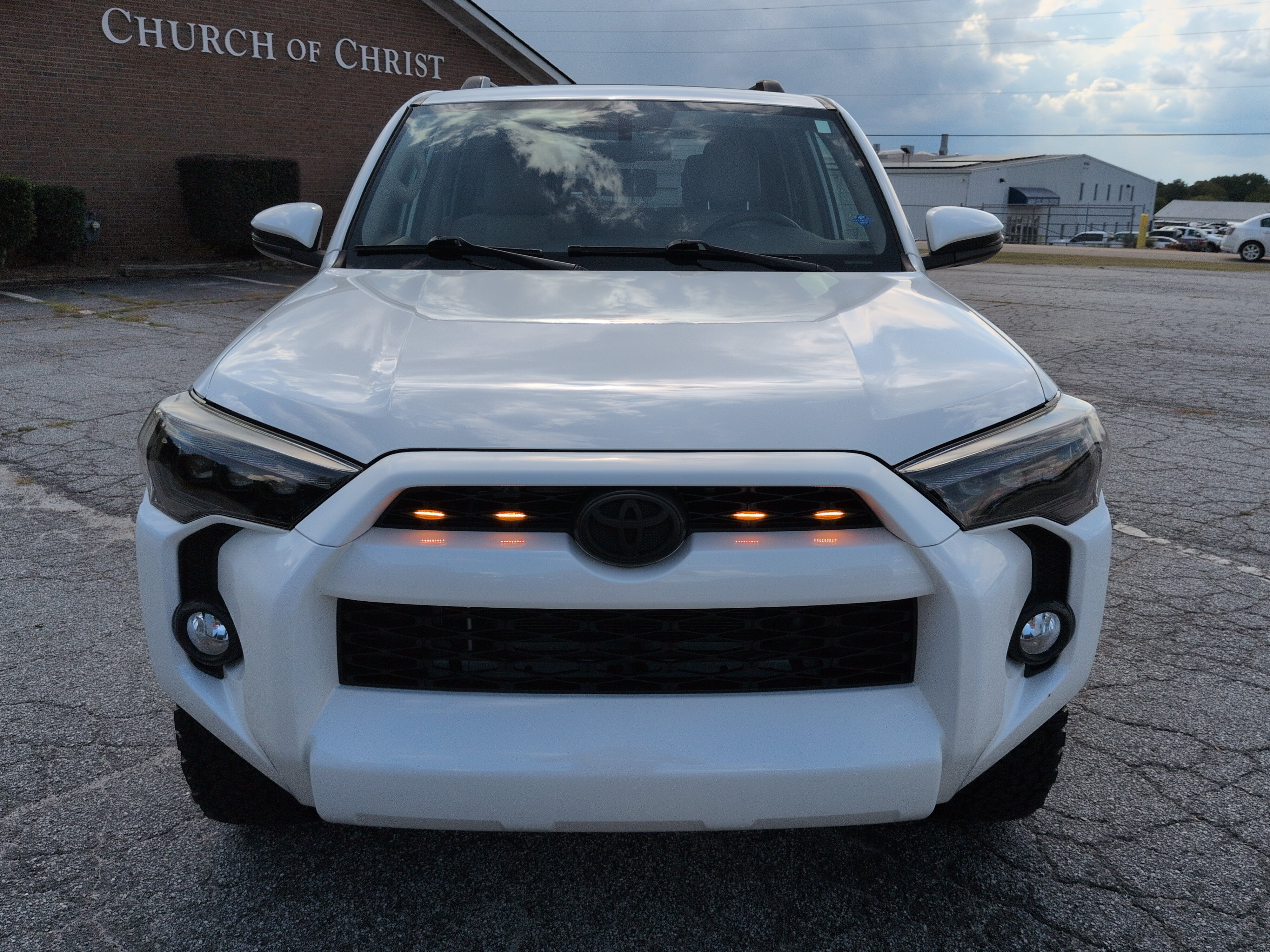 Used 2018 Toyota 4Runner SR5 Premium AWD/4WD image 7