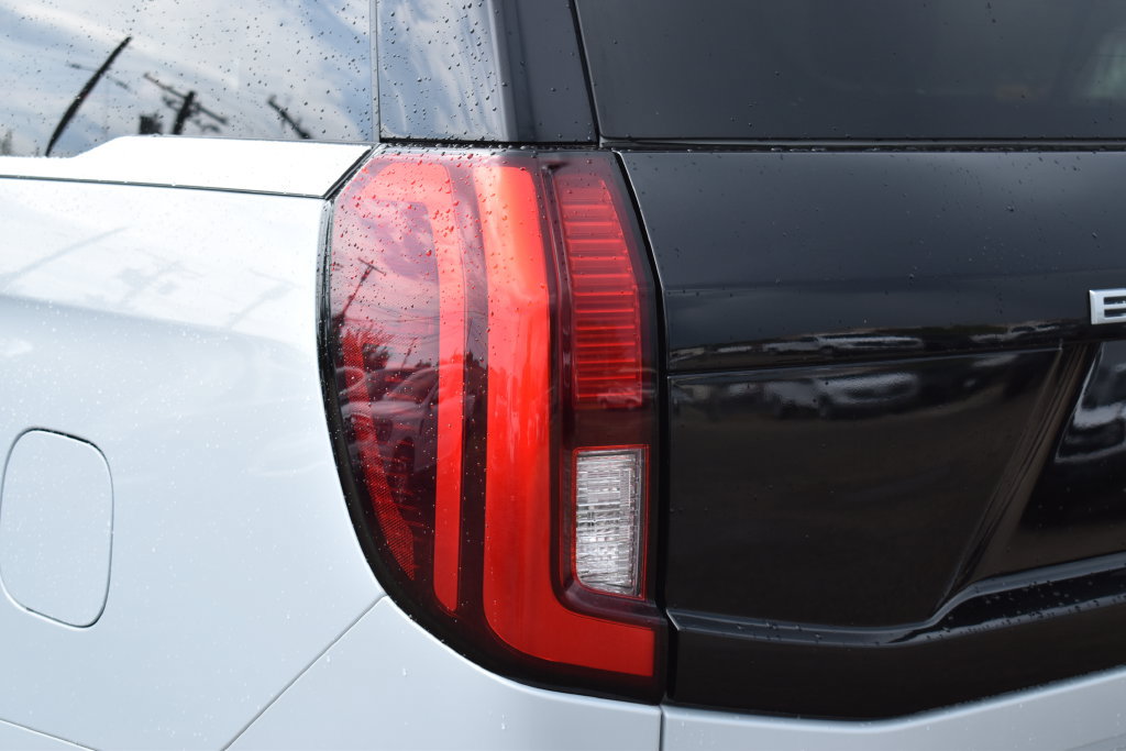 Certified 2025 Ford Expedition Max Active AWD/4WD image 10