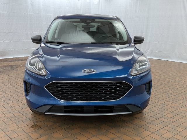 Certified 2022 Ford Escape SE FWD image 2