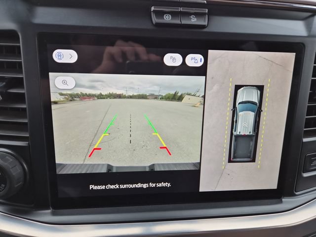 Certified 2025 Ford F350 King Ranch AWD/4WD image 16