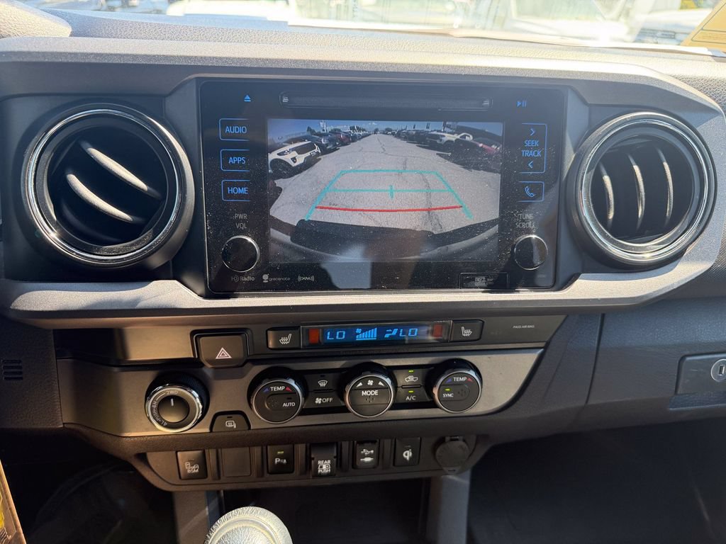 Used 2019 Toyota Tacoma TRD Off-Road w/ TRD Premium Off Road Package AWD/4WD image 32
