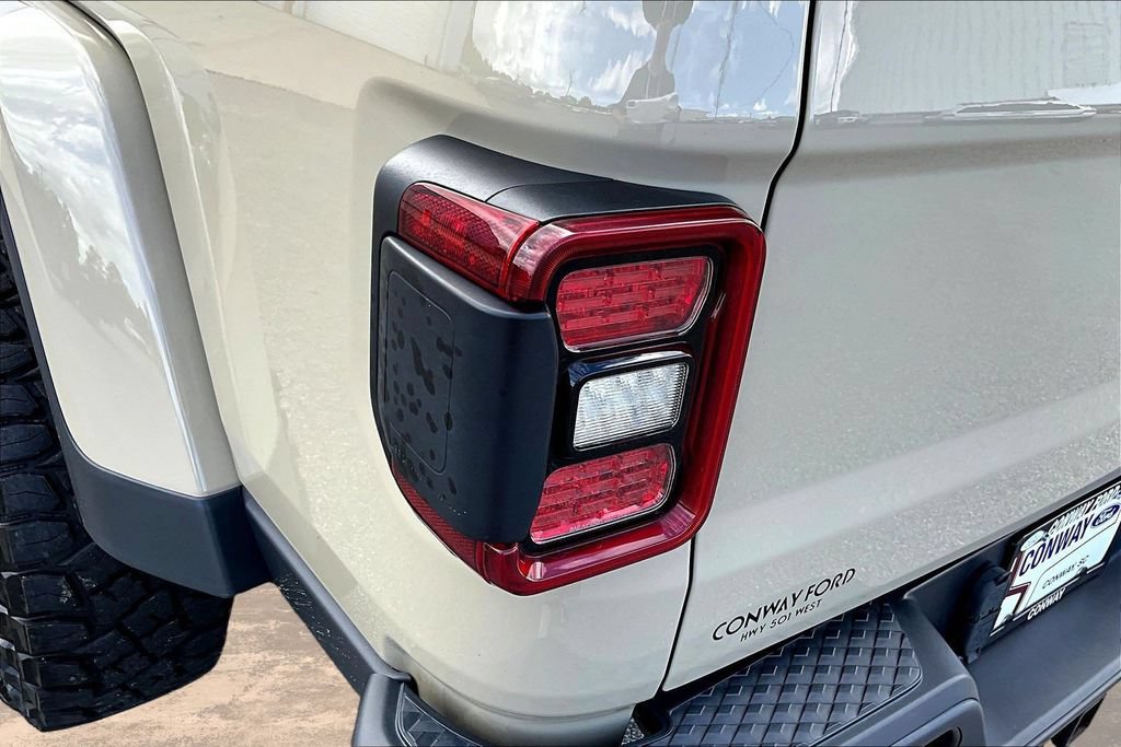 Used 2022 Jeep Gladiator Mojave w/ LED Lighting Group AWD/4WD image 26