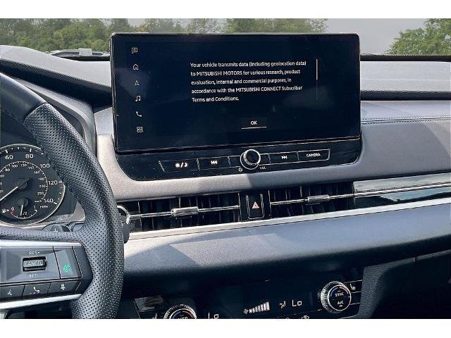 Used 2025 Mitsubishi Outlander SE FWD image 9