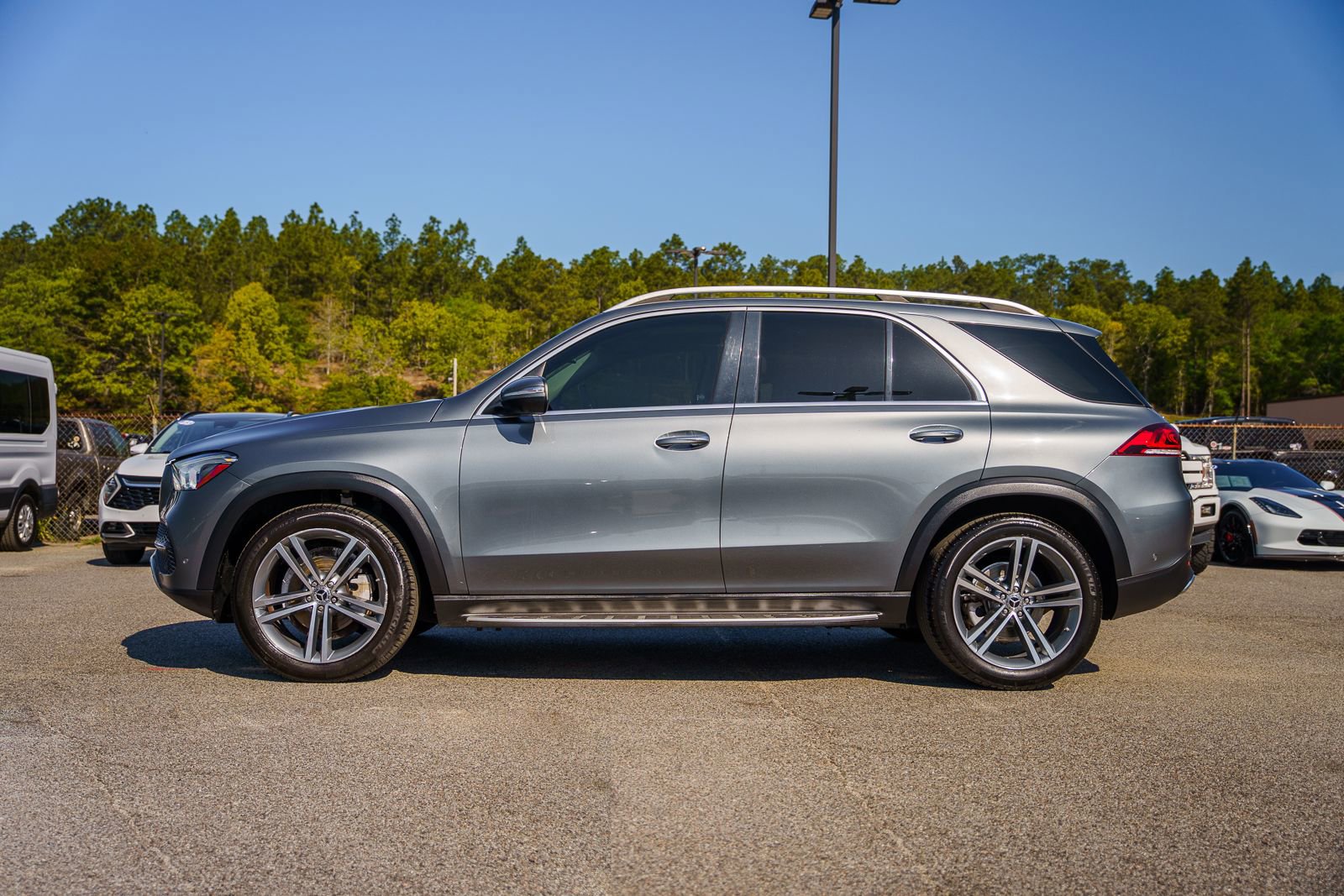 Used 2020 Mercedes-Benz GLE 350 4MATIC image 4