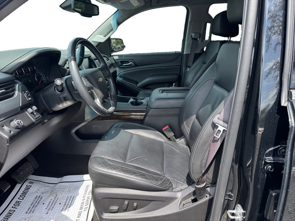 Used 2017 Chevrolet Tahoe LT w/ LT Signature Package image 10