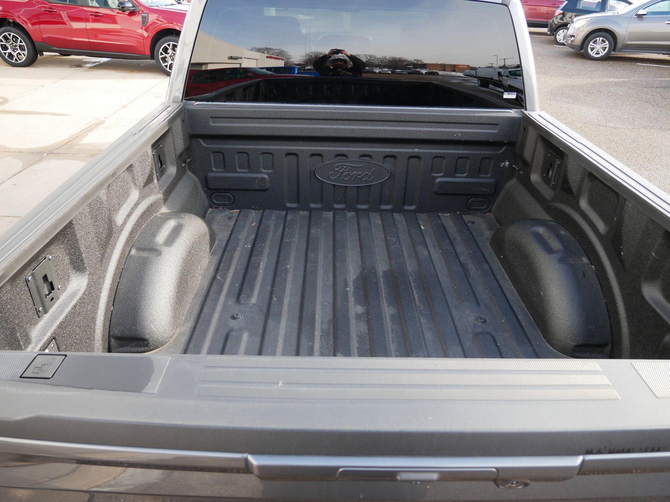 Certified 2022 Ford F150 XLT w/ Equipment Group 302A High image 8