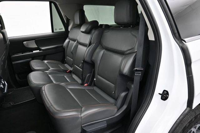 Certified 2025 Ford Expedition Active AWD/4WD image 27
