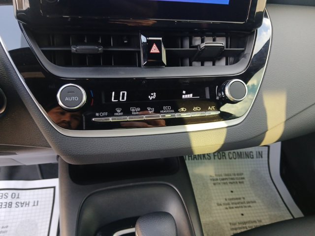 Used 2026 Toyota Corolla SE FWD image 21