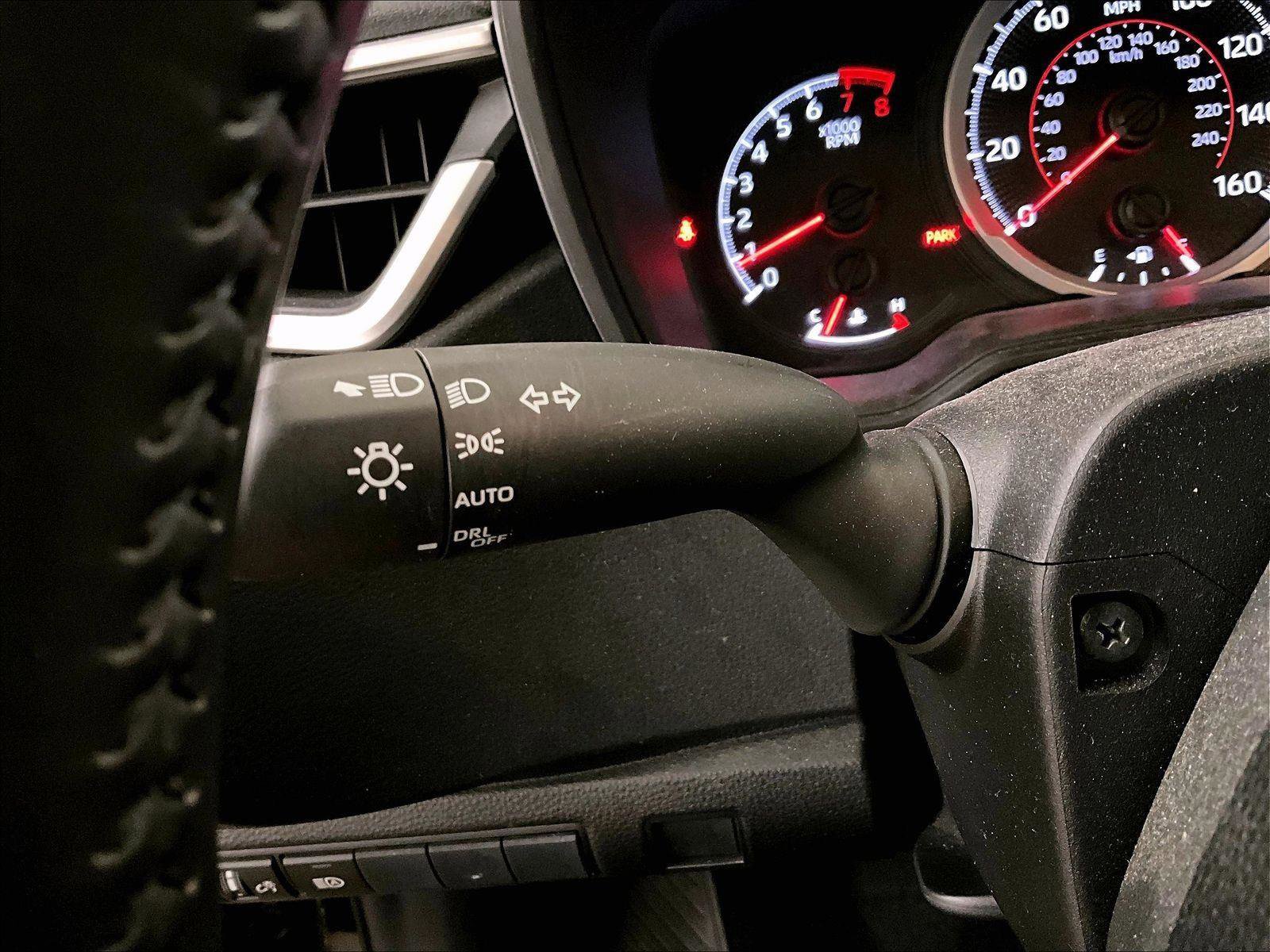 Used 2020 Toyota Corolla SE FWD image 30