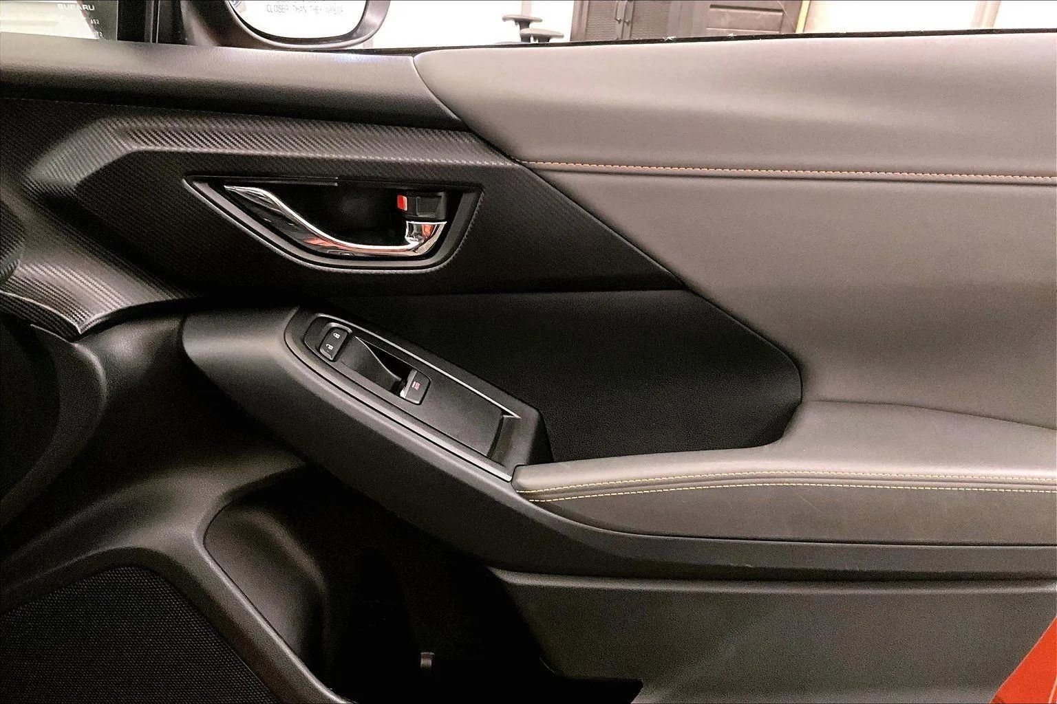 Used 2024 Subaru Crosstrek 2.5i Limited w/ Crosstrek Mirror Package image 23