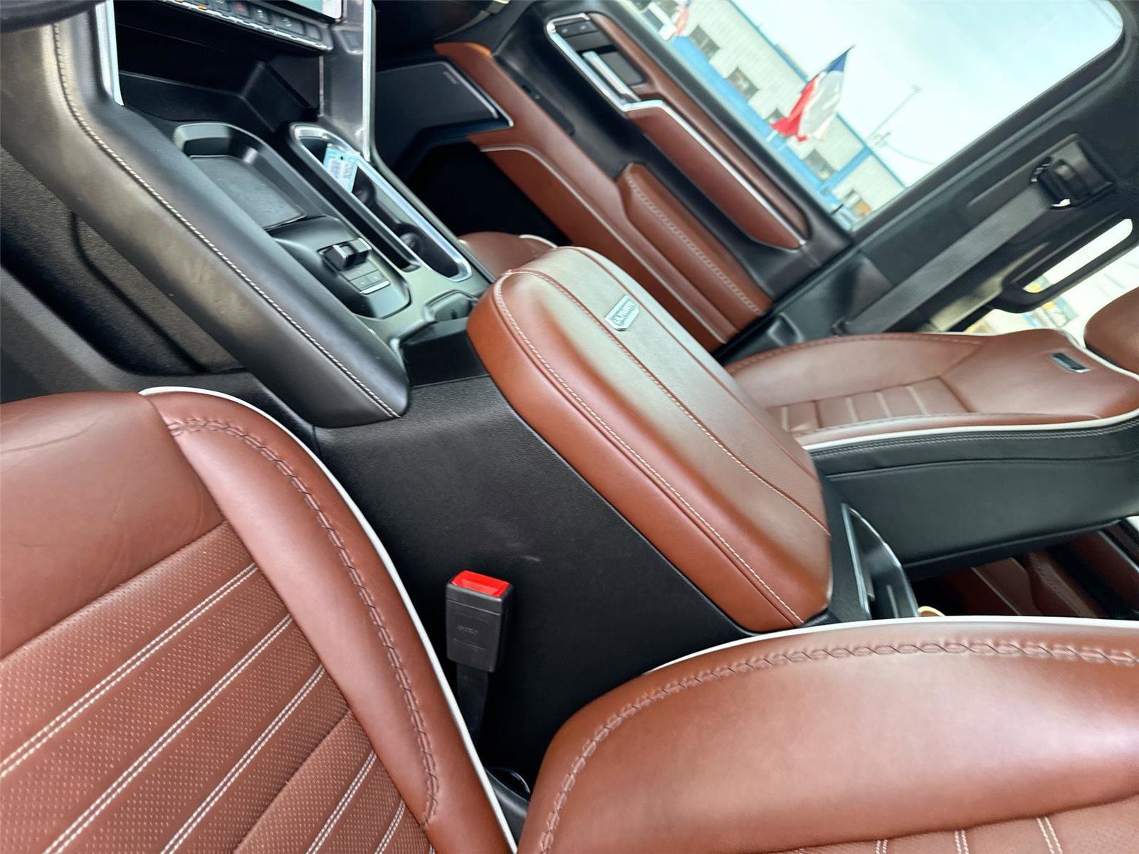 Used 2024 GMC Sierra 2500 Denali Ultimate image 23