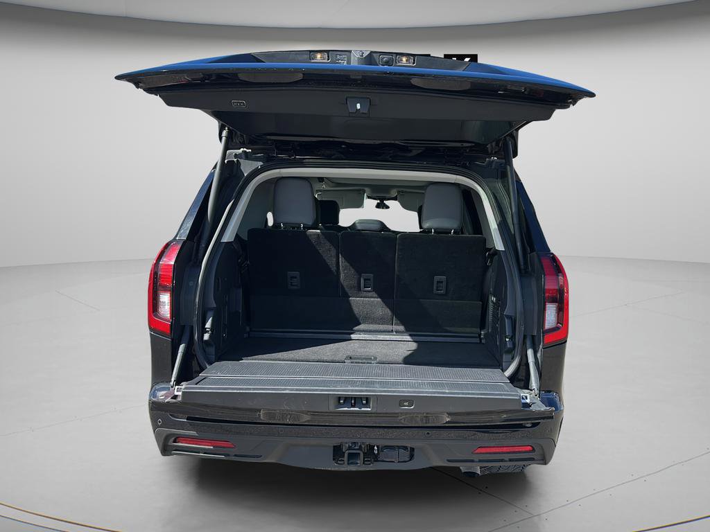 Certified 2025 Ford Expedition Active AWD/4WD image 11