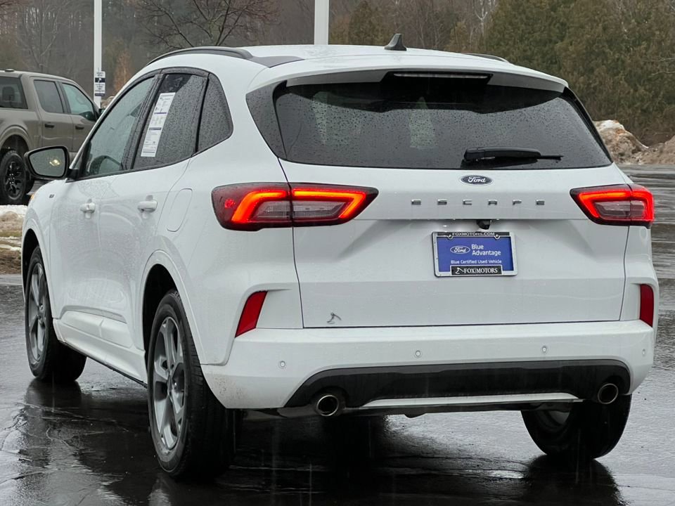 Certified 2023 Ford Escape ST-Line w/ Tech Pack #1 image 4