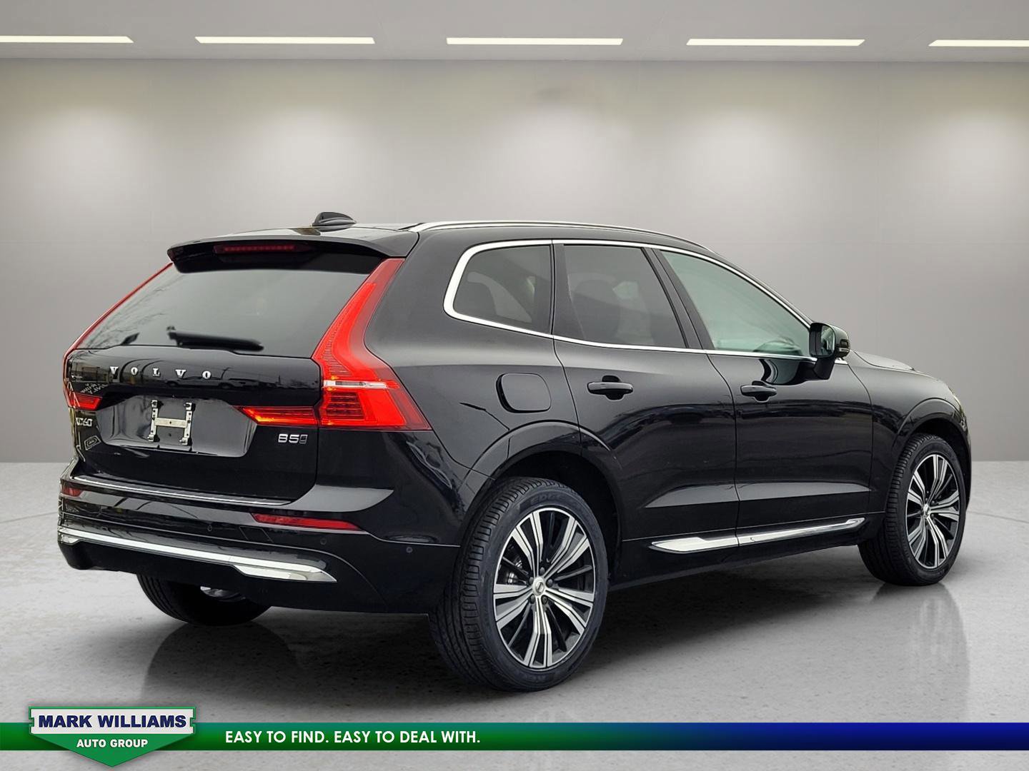 Used 2022 Volvo XC60 B5 Inscription w/ Advanced Package image 5