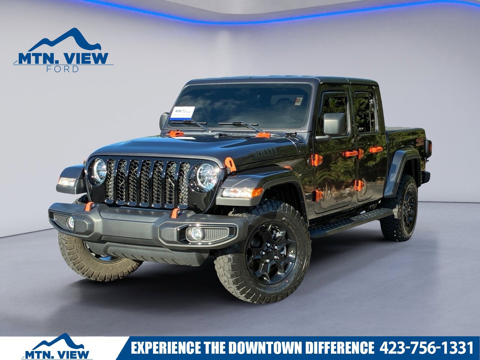 Used 2023 Jeep Gladiator Sport AWD/4WD image 1