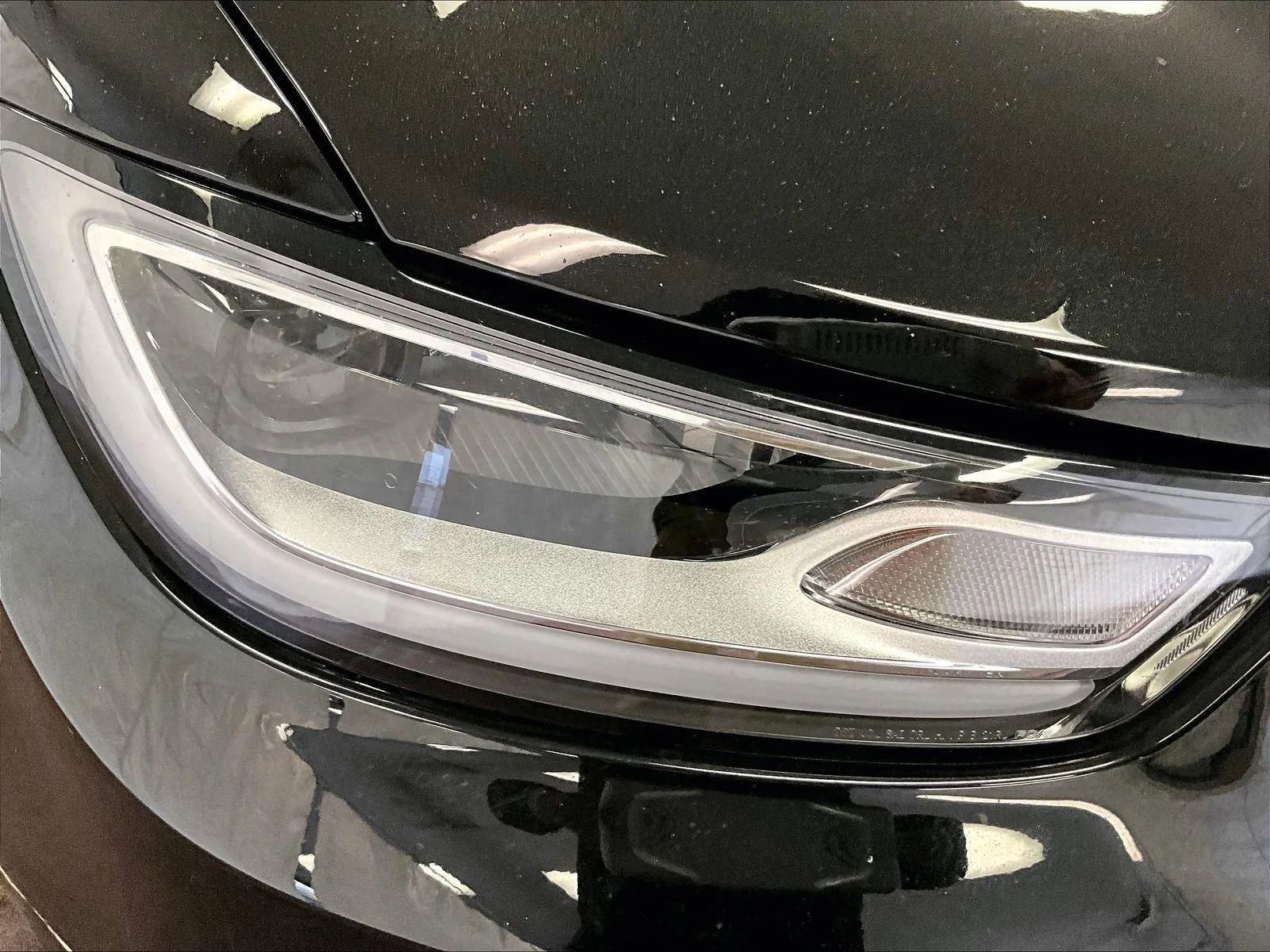 Used 2025 Chrysler Pacifica Select image 28