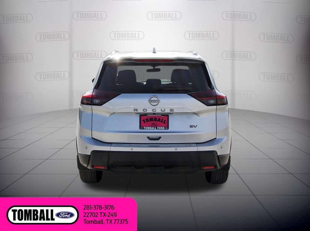 Used 2024 Nissan Rogue SV w/ SV Premium Package FWD image 7