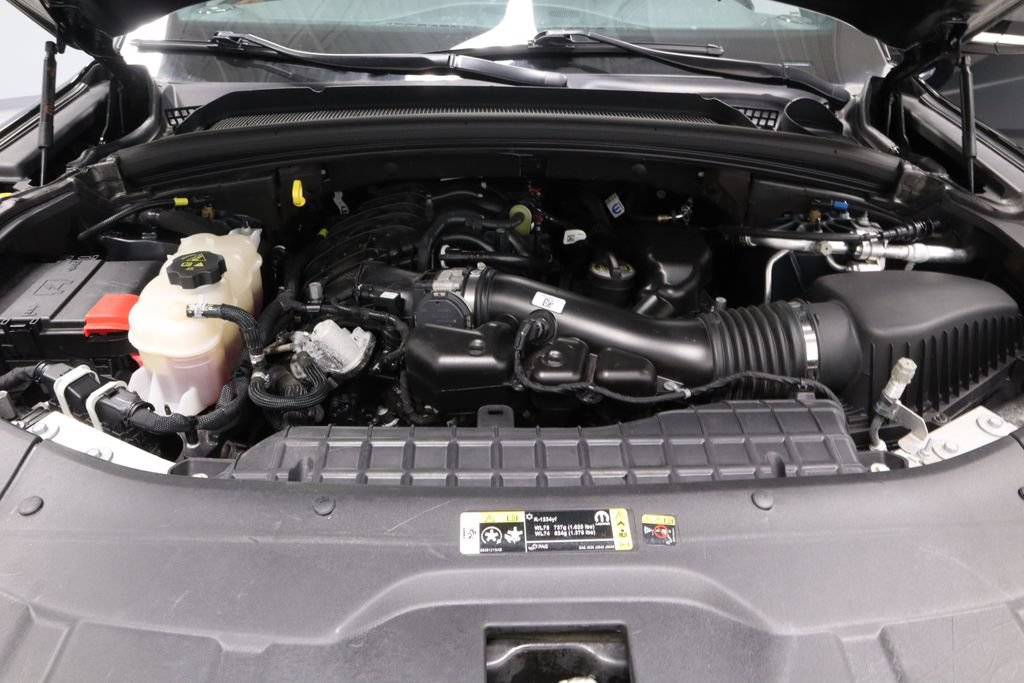 Used 2025 Jeep Grand Cherokee Summit AWD/4WD image 15