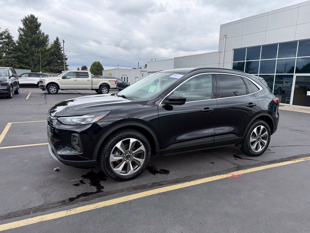Certified 2024 Ford Escape Platinum AWD/4WD image 5
