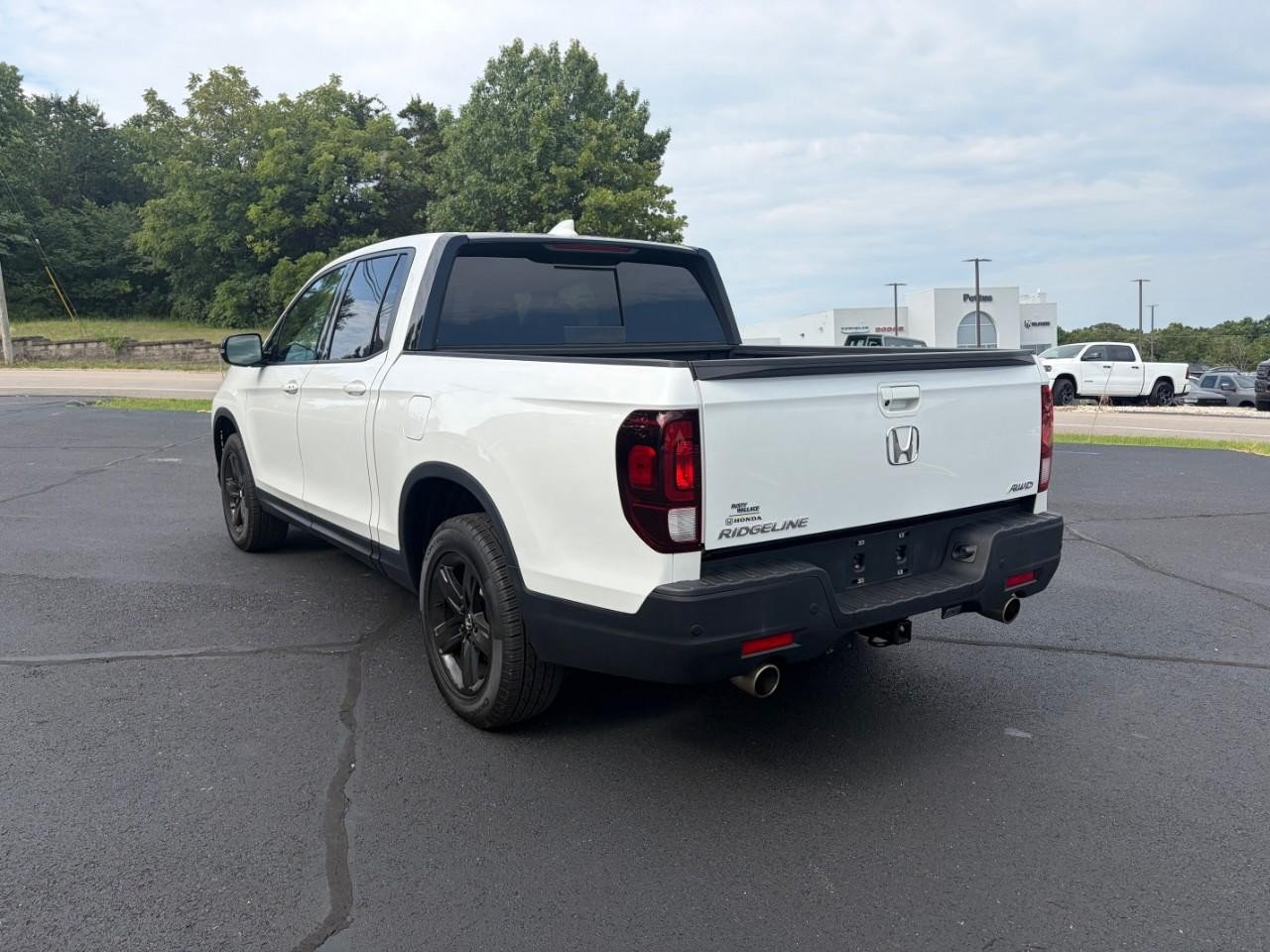 Used 2023 Honda Ridgeline Black Edition image 3