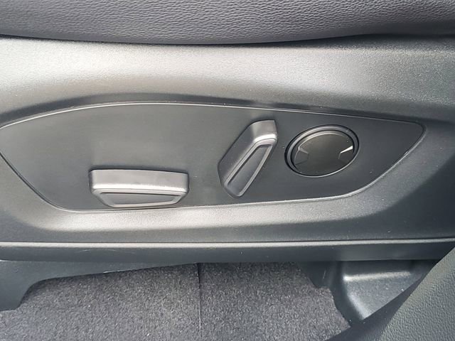 Certified 2024 Ford Explorer ST-Line w/ Class IV Trailer Tow Package image 12