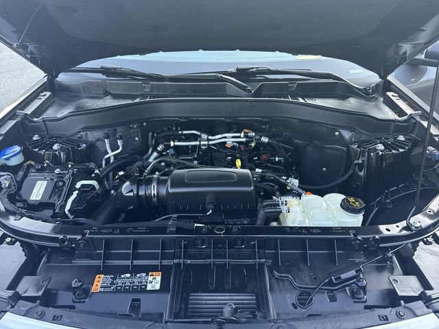 Certified 2021 Ford Explorer XLT w/ Equipment Group 202A AWD/4WD image 26