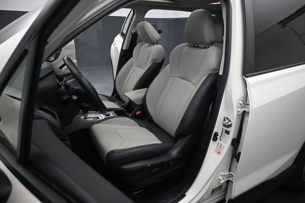 Used 2020 Subaru Forester Premium AWD/4WD image 9