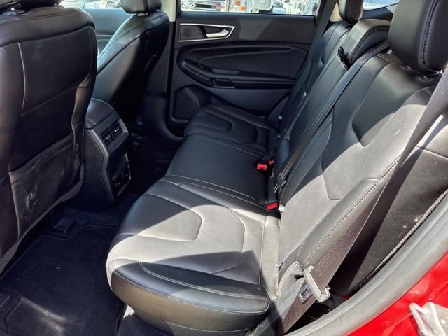 Certified 2021 Ford Edge Titanium w/ Class II Trailer Tow Package AWD/4WD image 17
