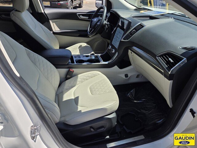 Certified 2023 Ford Edge Titanium w/ Class II Trailer Tow Package AWD/4WD image 16