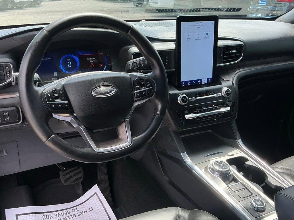 Certified 2020 Ford Explorer Platinum w/ Premium Technology Package AWD/4WD image 33