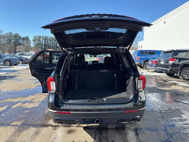 Certified 2025 Ford Explorer ST-Line w/ ST-Line Street Pack image 35